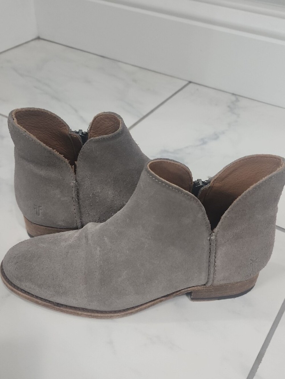 Frye Melissa Shootie Suede Ankle Shooties 5.5